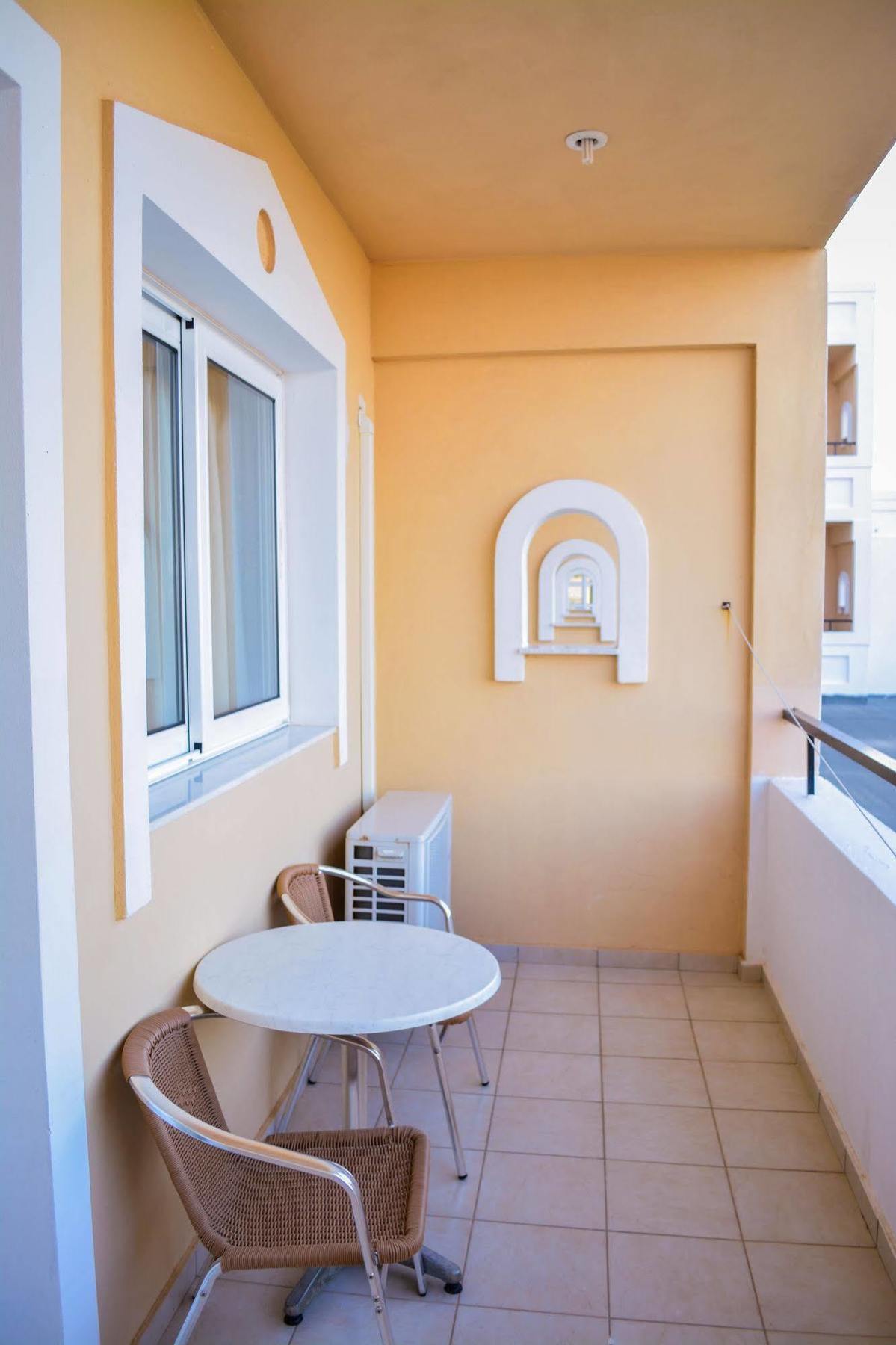 Apartahotel Mon Repos 2*