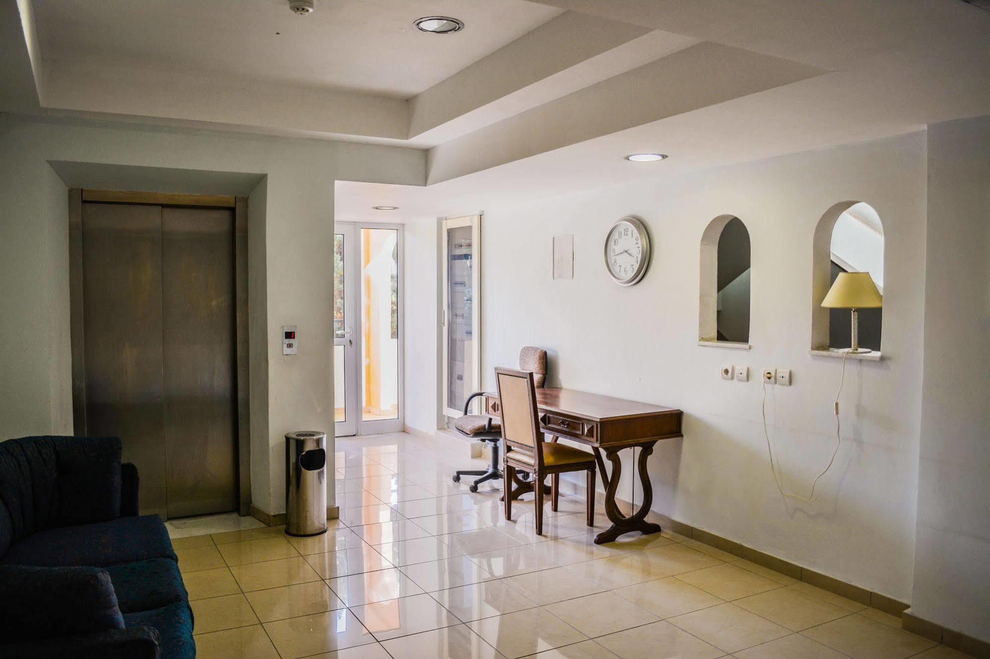 Mon Repos Aparthotel 2*